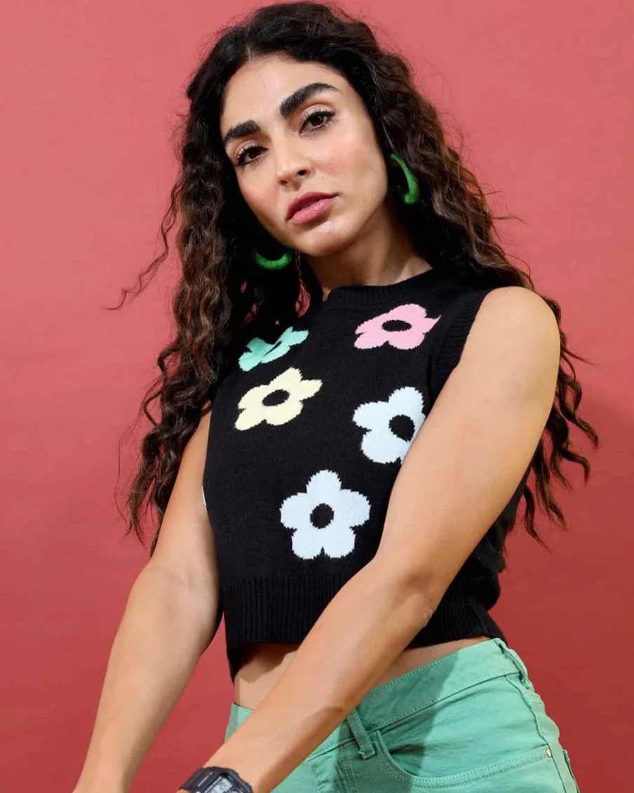 Image 2 of - tta10003564jpg