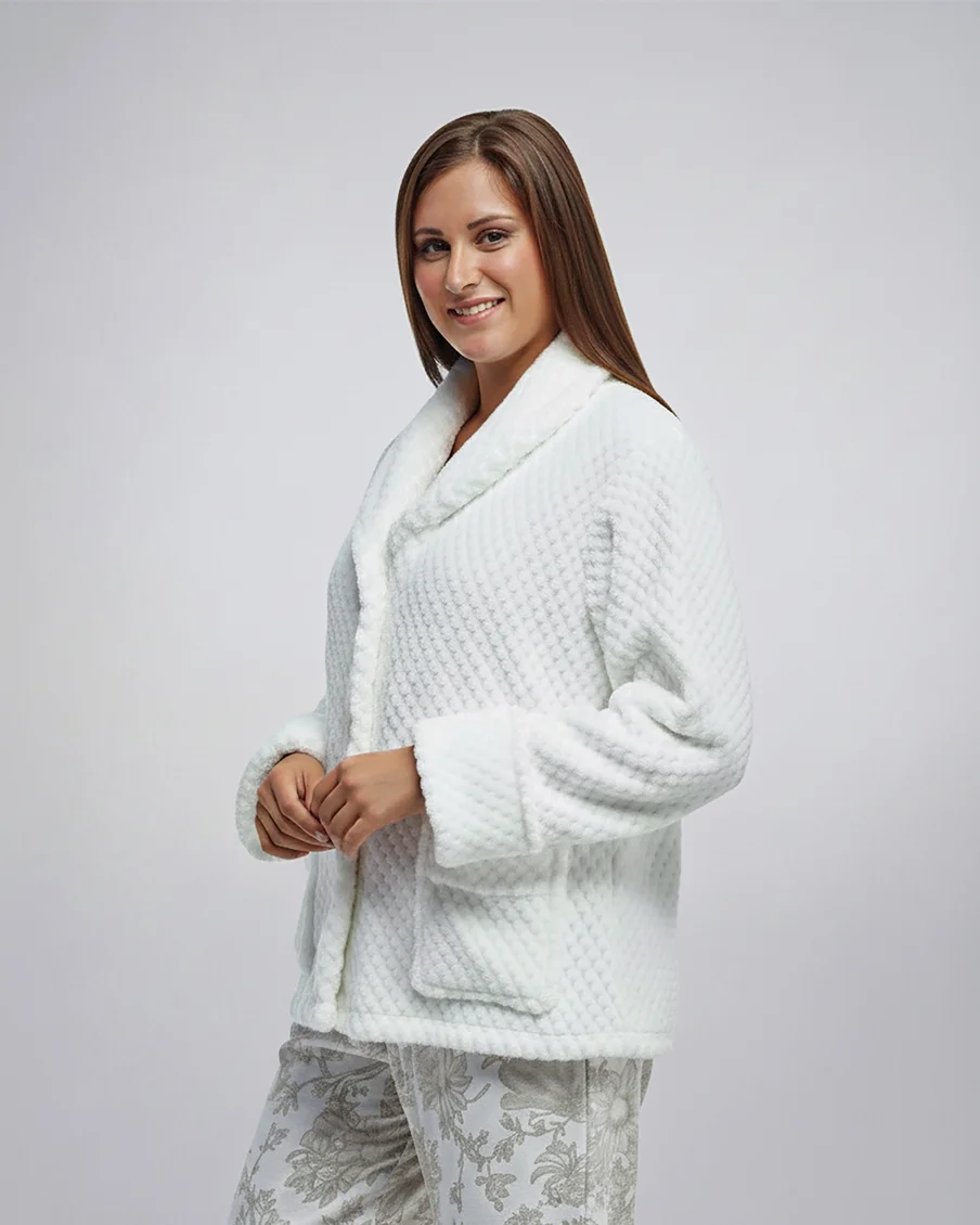 Image 4 of - lacera4jpg