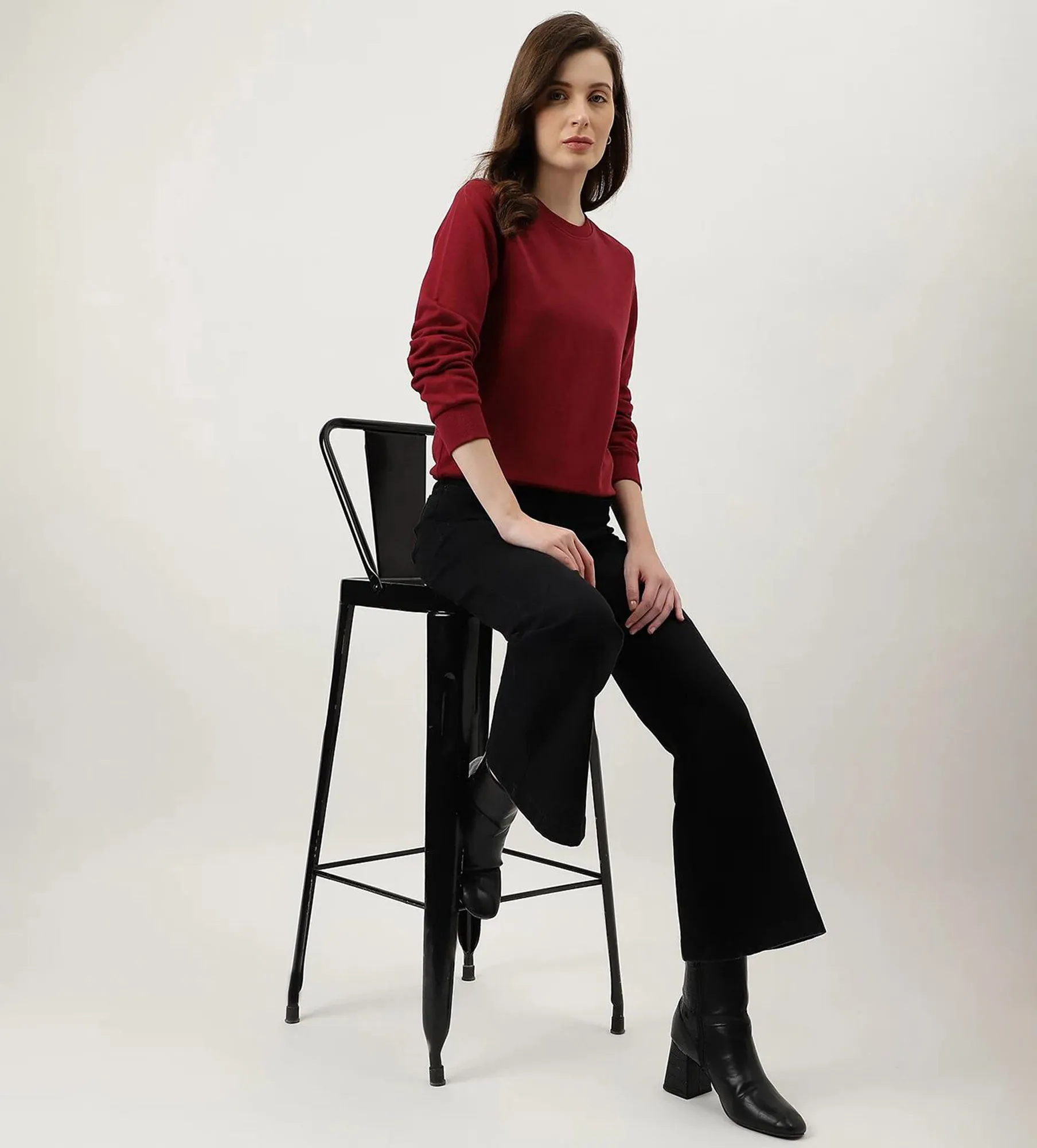 Women Round Neck Sweatshirt