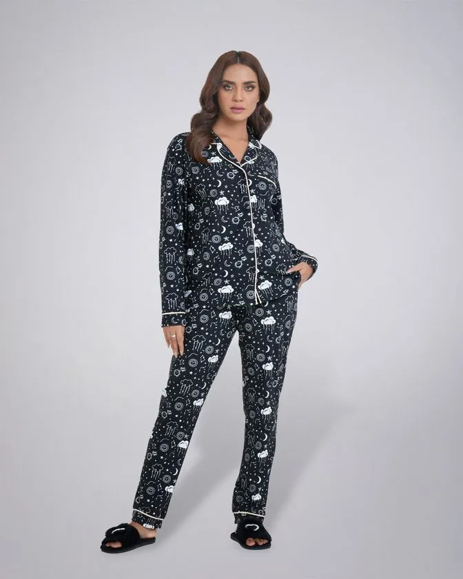 Women’s Notched Collar Long Nightwear Set