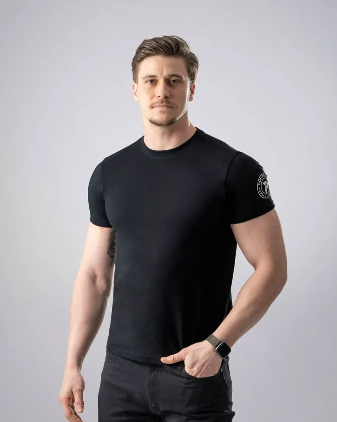 Pantoneclo Men's Organic T-shirt