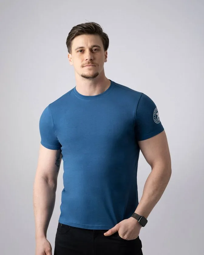 Pantoneclo Men's Organic T-shirt
