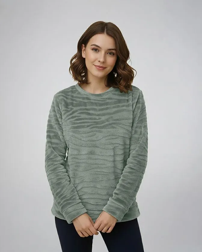 Leafletic Women’s Fleece Lounge Top
